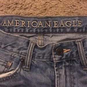 Size: 6 AMERICAN EAGLE JEANS